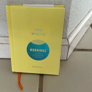NWT Two Minute Mornings: A Journal To Win Your Day, Every Day By Neil Pasricha